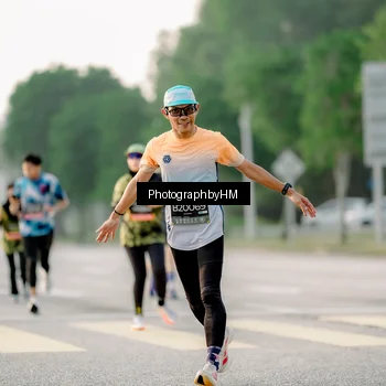 Runner Photo 6677598