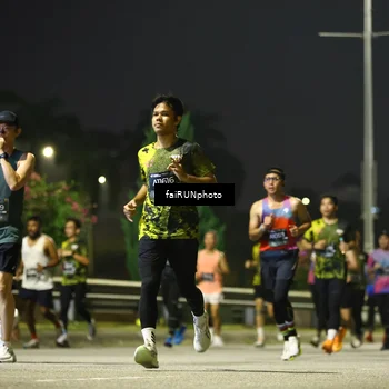 Runner Photo 6677606