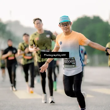 Runner Photo 6677617