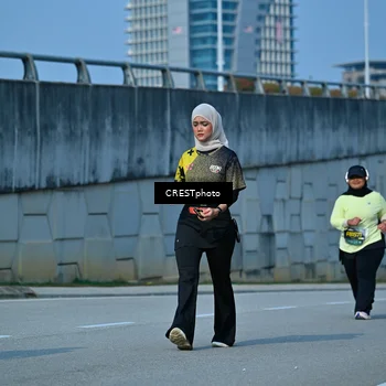 Runner Photo 6677621