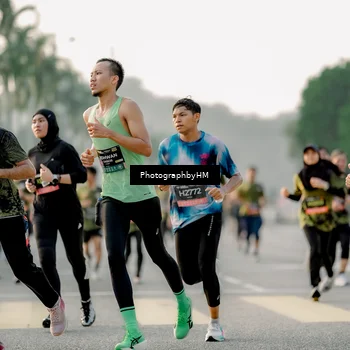Runner Photo 6677688