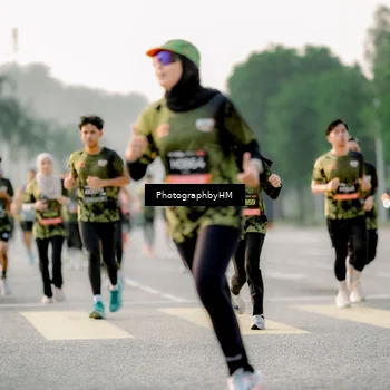 Runner Photo 6677709