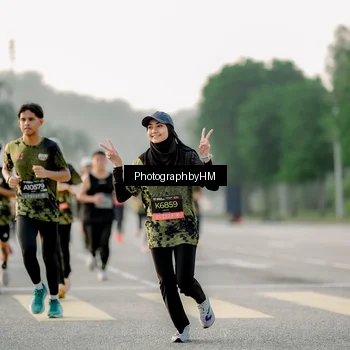Runner Photo 6677724