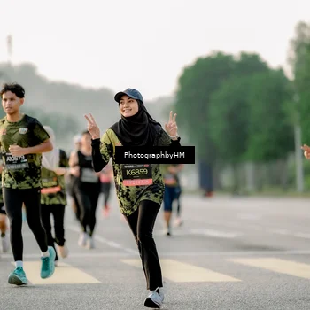 Runner Photo 6677733
