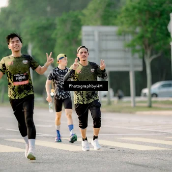 Runner Photo 6677749