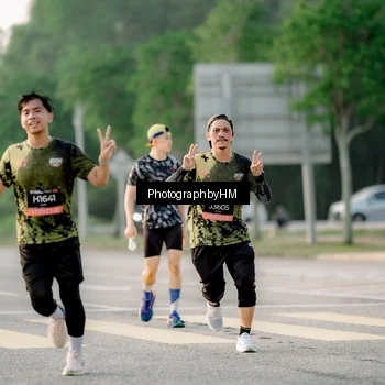 Runner Photo 6677756