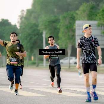 Runner Photo 6677791