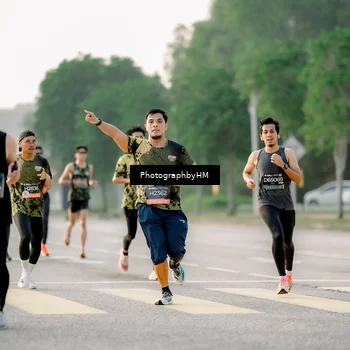 Runner Photo 6677794
