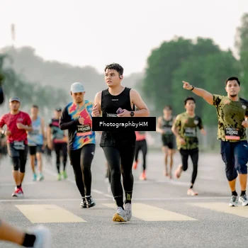 Runner Photo 6677795