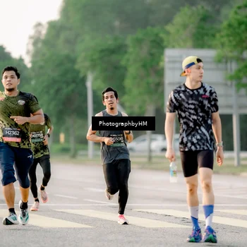 Runner Photo 6677802