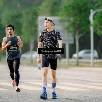 Runner Photo 6677817