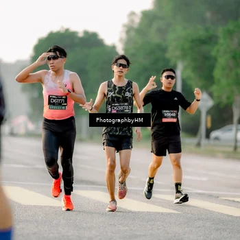 Runner Photo 6677835