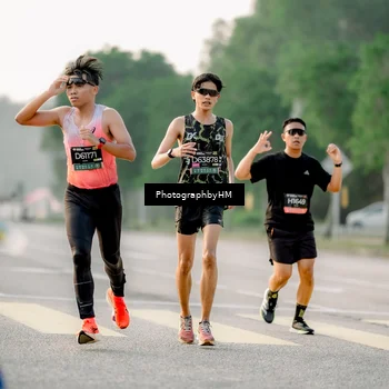 Runner Photo 6677839