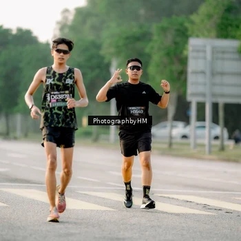 Runner Photo 6677848