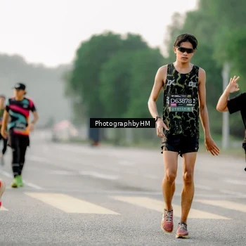 Runner Photo 6677868
