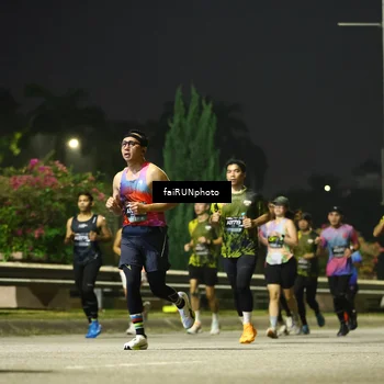 Runner Photo 6677871