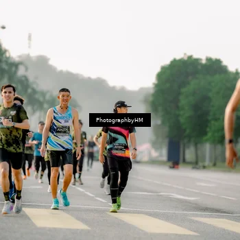 Runner Photo 6677876