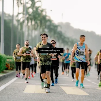 Runner Photo 6677877