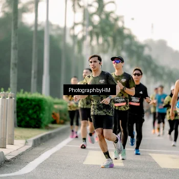 Runner Photo 6677913