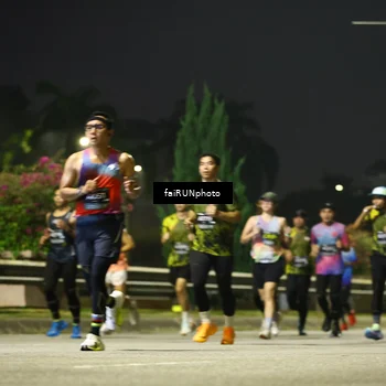 Runner Photo 6677918