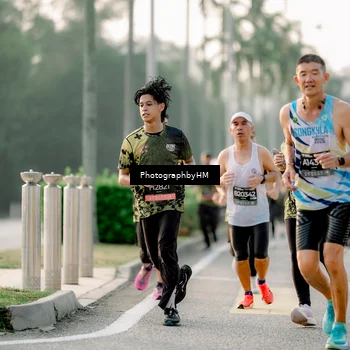 Runner Photo 6677973