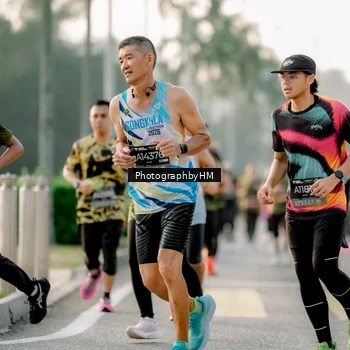 Runner Photo 6677992