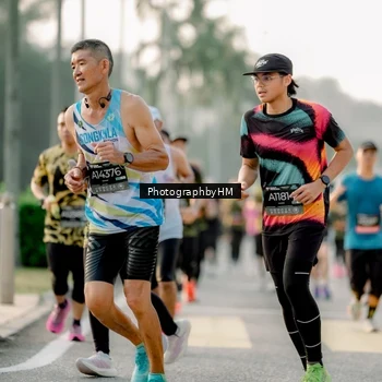 Runner Photo 6677994