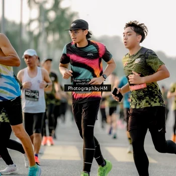 Runner Photo 6678002