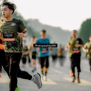 Runner Photo 6678009