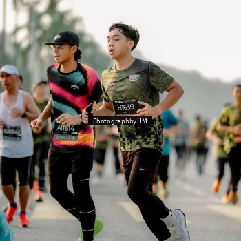 Runner Photo 6678017