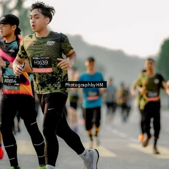 Runner Photo 6678025