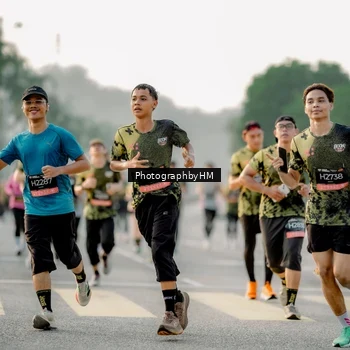 Runner Photo 6678028