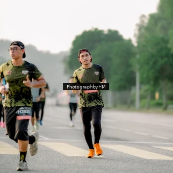 Runner Photo 6678050