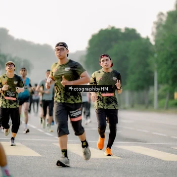 Runner Photo 6678052