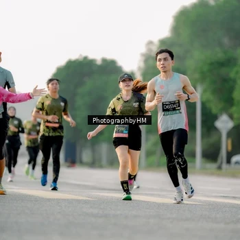 Runner Photo 6678063