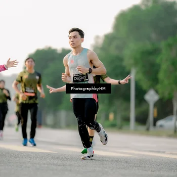 Runner Photo 6678069