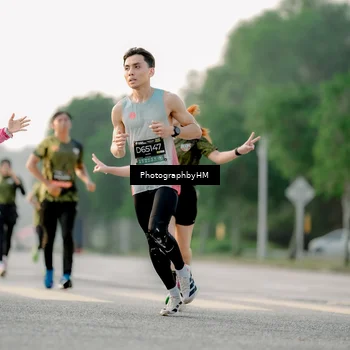 Runner Photo 6678079