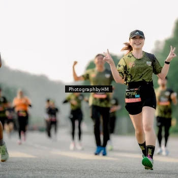 Runner Photo 6678095