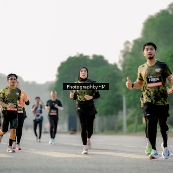 Runner Photo 6678105