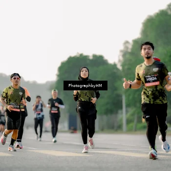 Runner Photo 6678118