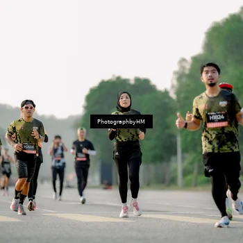 Runner Photo 6678122