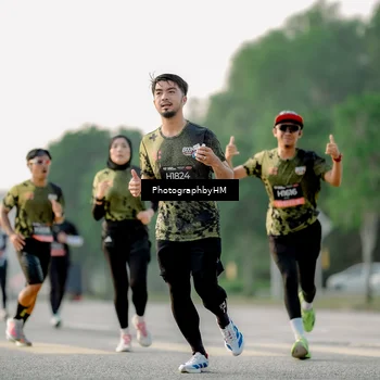 Runner Photo 6678124