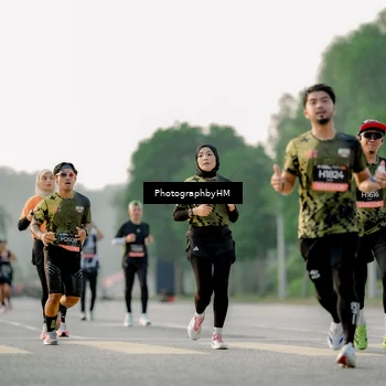 Runner Photo 6678126