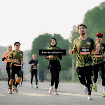 Runner Photo 6678133
