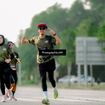 Runner Photo 6678142