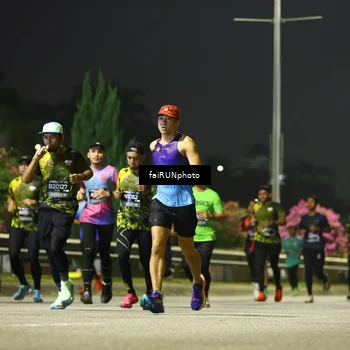 Runner Photo 6678182