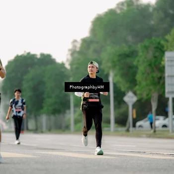 Runner Photo 6678203