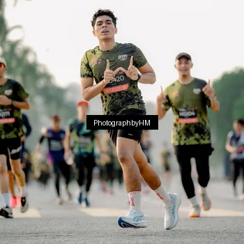 Runner Photo 6678206