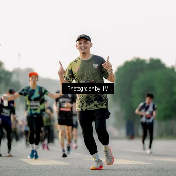 Runner Photo 6678222
