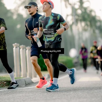 Runner Photo 6678275